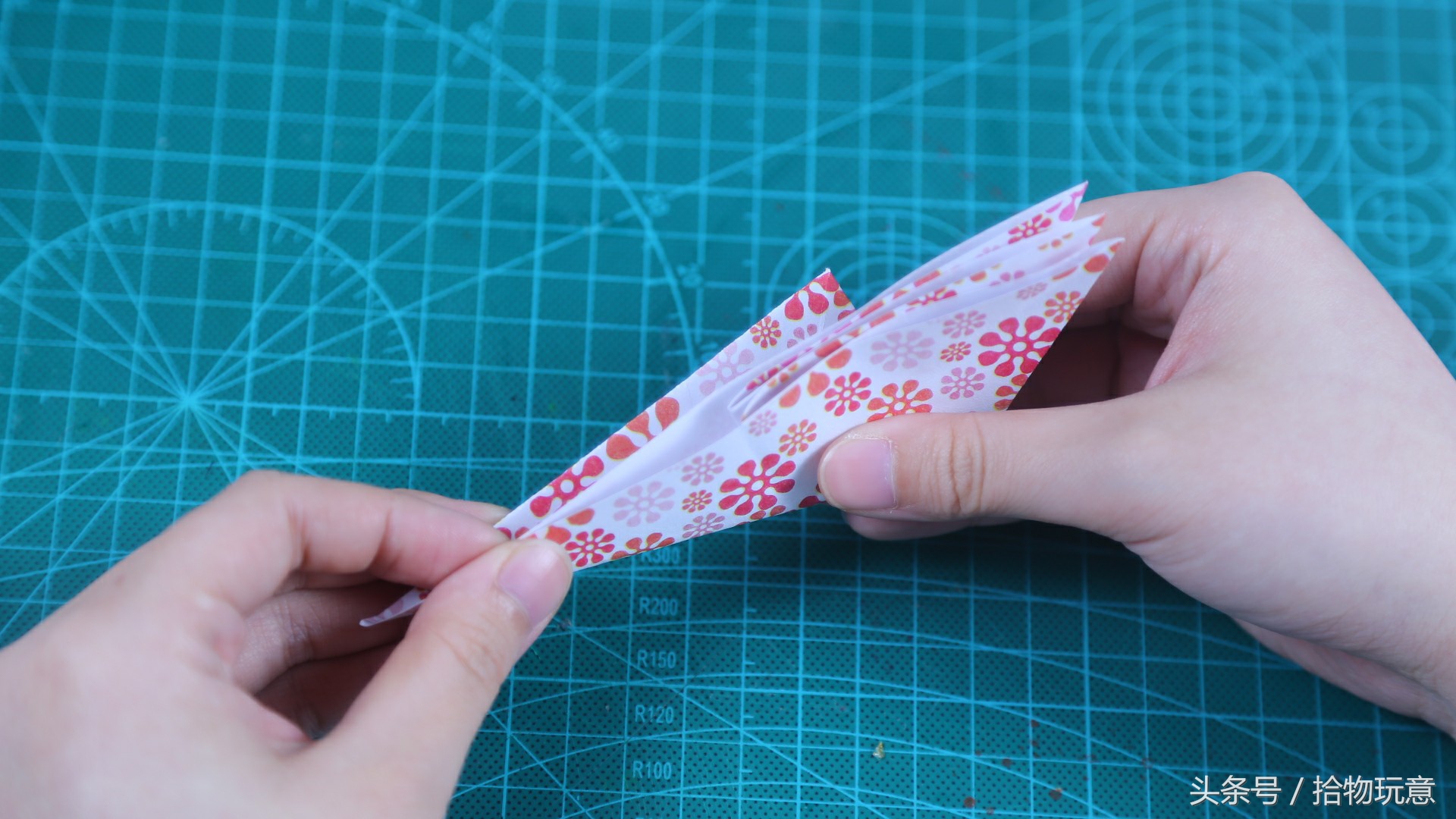 纸鹤怎么折简单漂亮还会飞,折好看的纸鹤