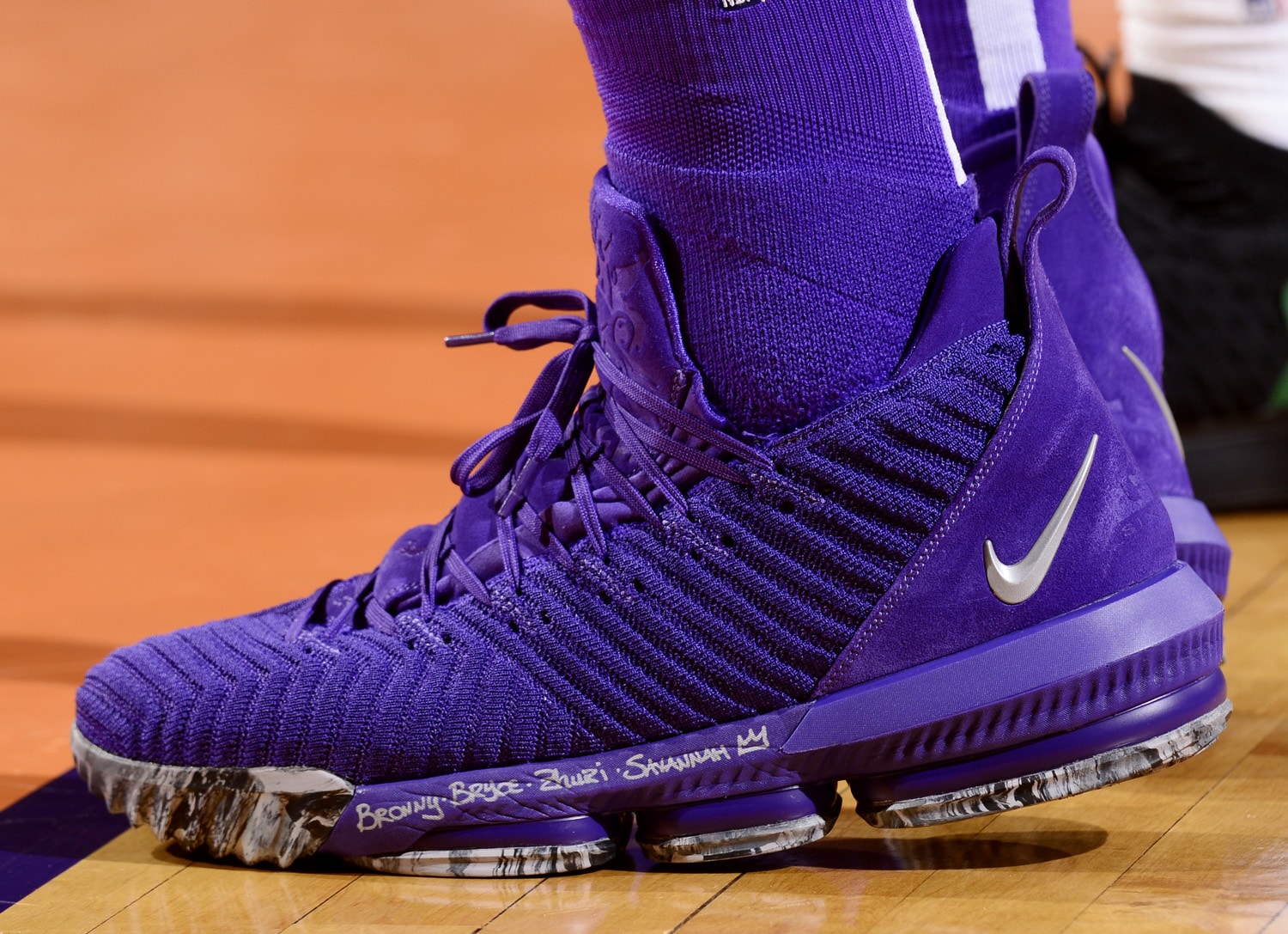 近期nba球员上脚国产篮球鞋,今日nba战靴