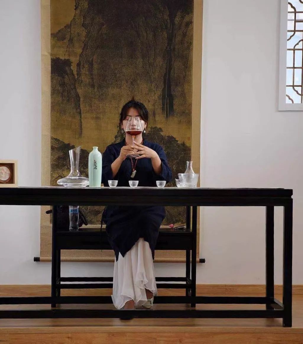 2018ADM有一张可以睡100人的床，大家躺平纯聊天……