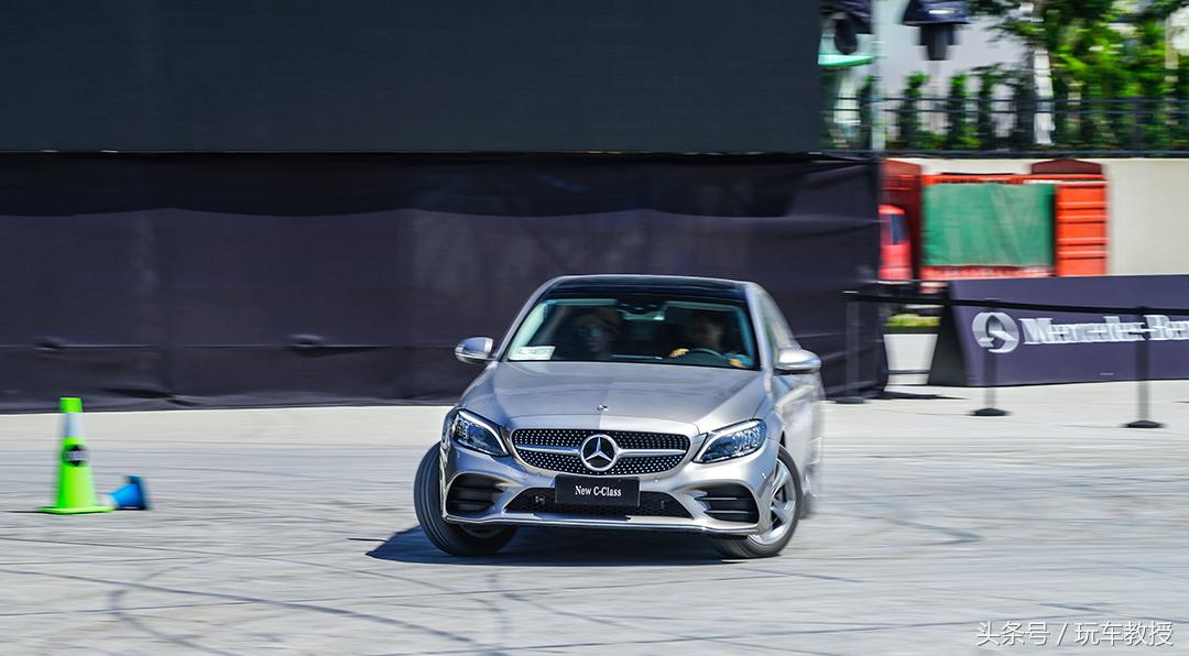 全新奔驰c级怎么选,全系奔驰商务车大全