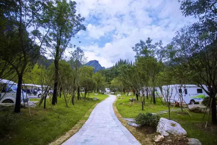 宜昌百家文化生活空间正在推选丨长阳卓尔文旅：你想要的诗与远方