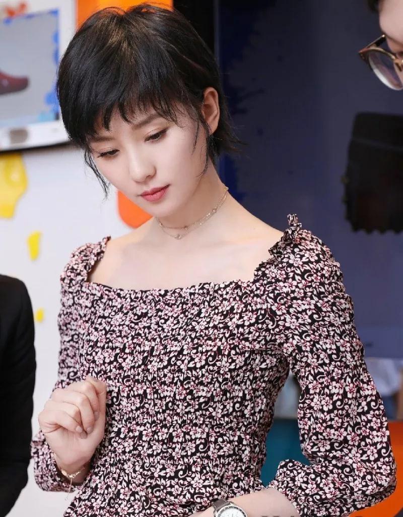 大脸显脸小发型女2020流行发型,换脸看看你适合什么发型