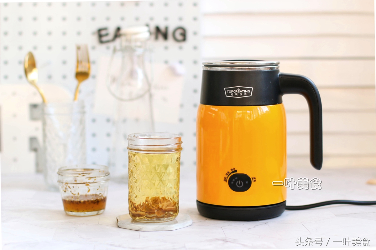 喉咙不适多喝金银花茶,秋天喉咙干燥有痰喝什么茶