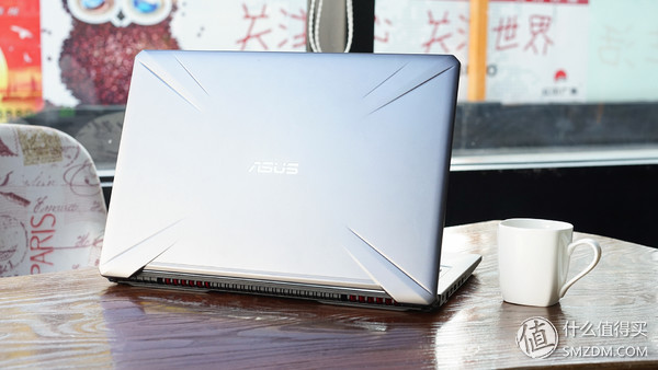 游戏本中的法拉利华硕飞行堡垒6Plus评测