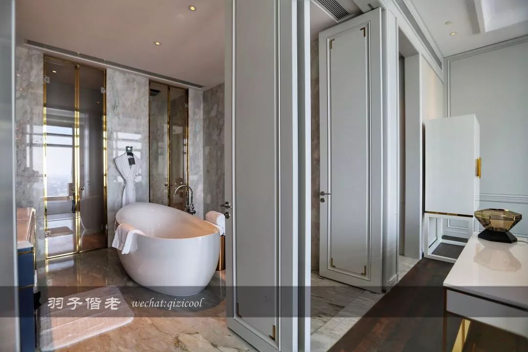 佛山罗浮宫索菲特酒店高山流水,佛山索菲特罗浮宫酒店附近美食