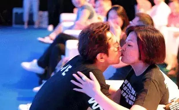 李咏死前对妻子说的话,李咏对妻子的一封信