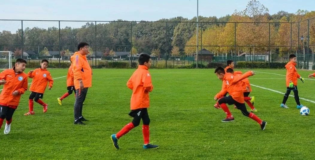 中国青训海外,中国足球青训集体感悟