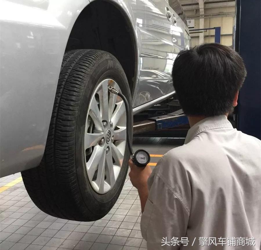 轮胎充氮气和充普通气体的区别,轮胎充氮气没几个月就没气
