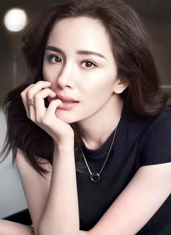 五个实用化妆技巧口诀视频,怎么化妆杨幂