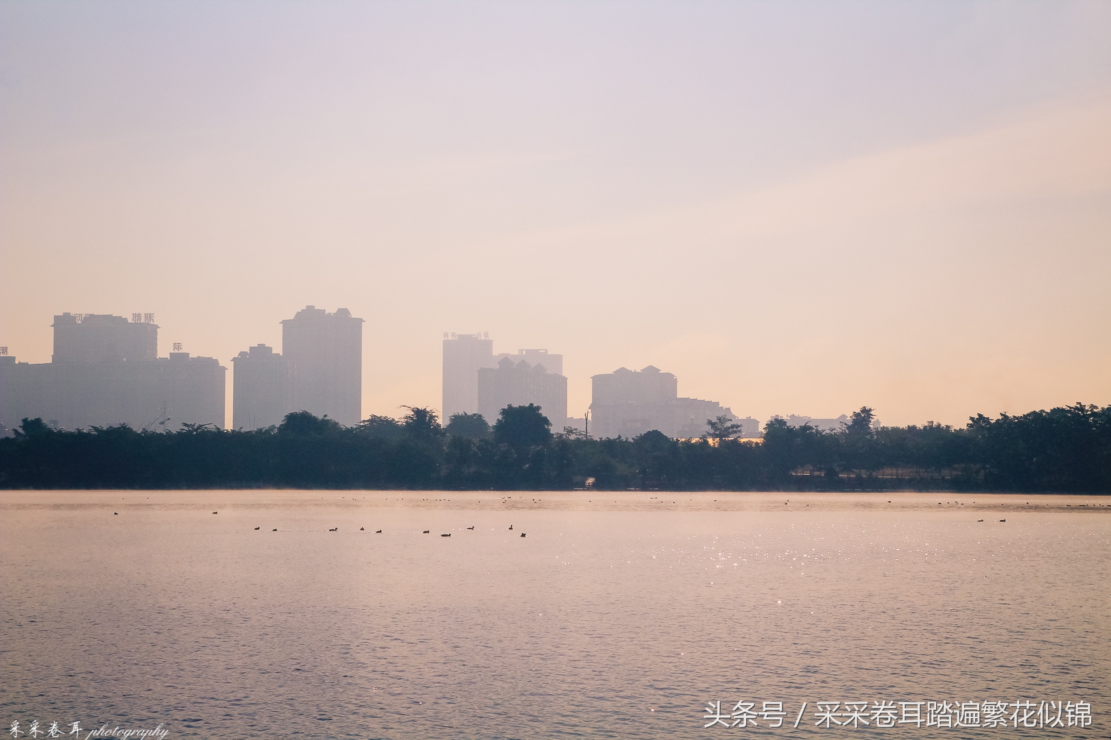 瑞丽最值得去的地方,瑞丽网红打卡地弄莫湖