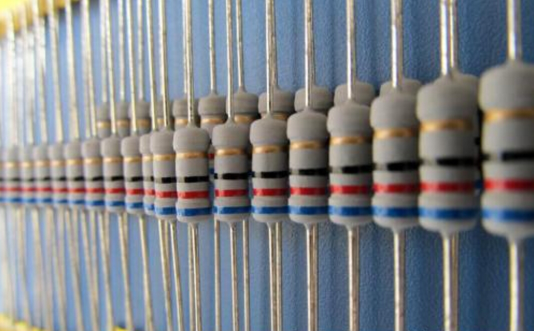 碳膜电阻器的基本知识,碳膜电阻和金属膜电阻哪个耐高温