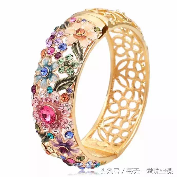 锆石和施华洛世奇水晶哪个值钱,十大假珠宝