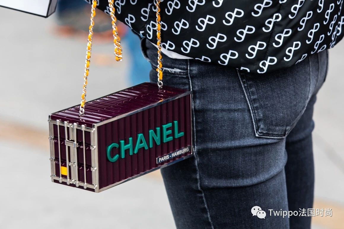 有人说我穿的衣服丑怎么怼,说我穿的衣服不好看怎么怼回去