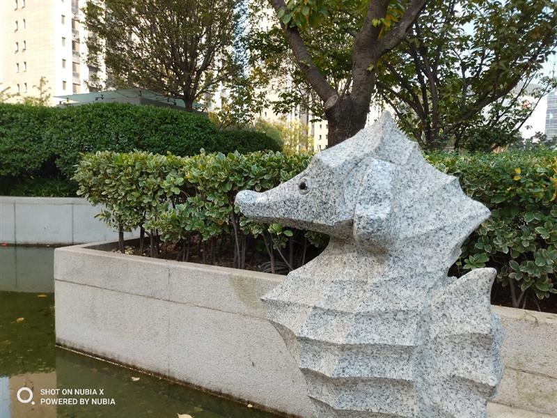 努比亚x的lcd是什么水准,努比亚最大屏手机