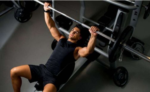 彭于晏和魏大勋,彭于晏魏大勋从胖子逆袭成男神