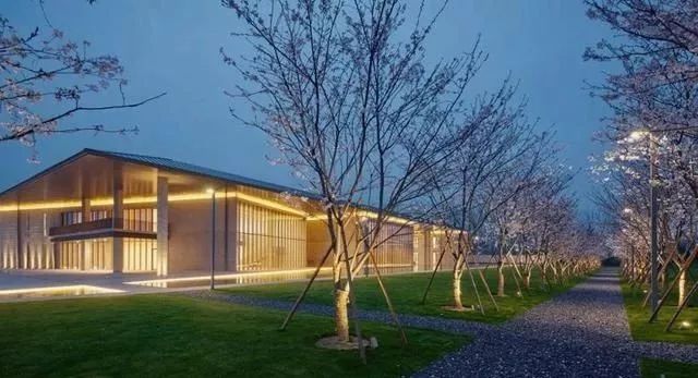 良渚最大的商场在哪里,良渚升级