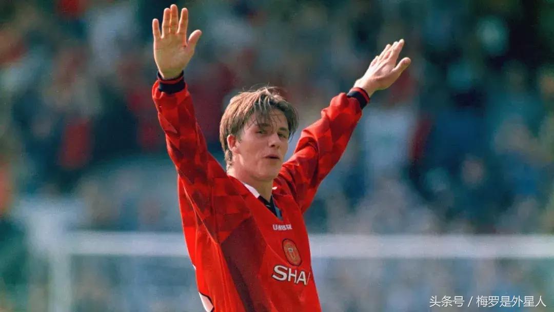 足球是男孩子一生的浪漫,足球是男孩子的浪漫图片