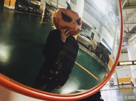 白宇万圣,万圣节白宇