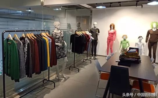 经纬舜衣纺机械技术,纬编针织提花面料制造工艺图