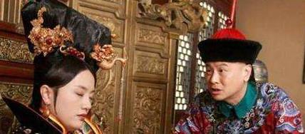 这类太监是很受那些嫔妃欢迎的,他们可以滋润那些饥渴的嫔妃