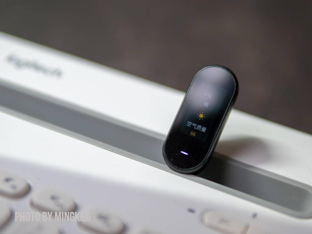 黑加手环对比,黑加手环和小米手环