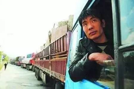 四米二货车司机真实生活,货车司机的辛酸和无奈