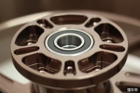 小黄蜂改装大灯,小黄蜂改短尾