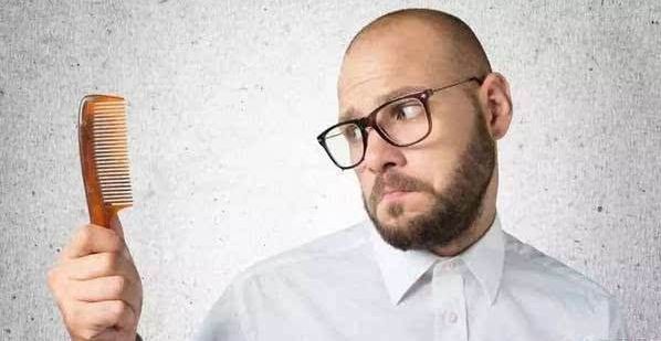 头顶脱发是肾精亏虚吗,头顶脱发是血虚