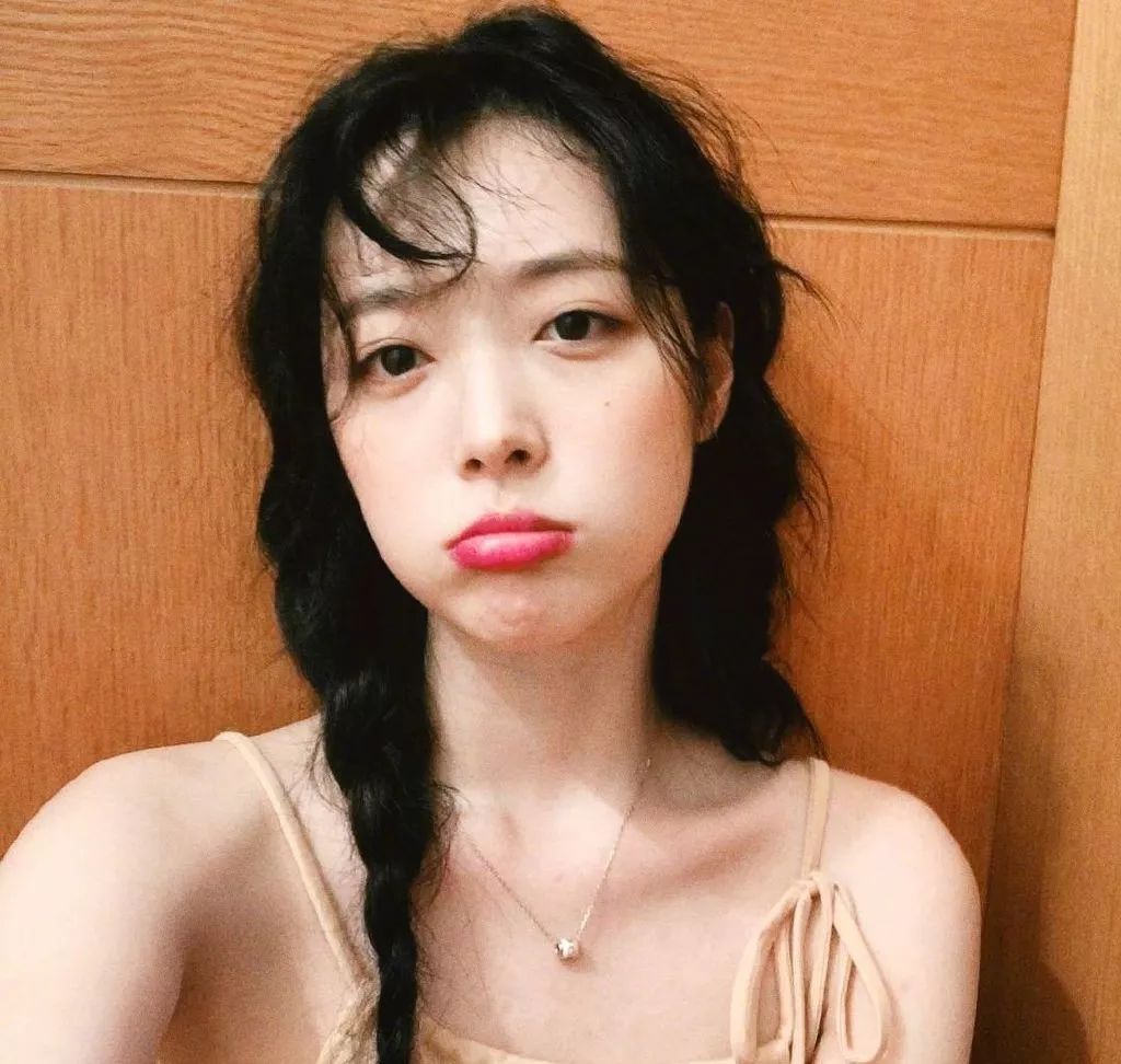 崔雪莉抑郁原因,对崔雪莉抑郁的预言