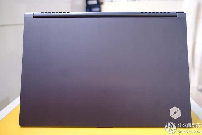 机械革命s120198gb256gssd,5000到6000i7游戏本性价比最高