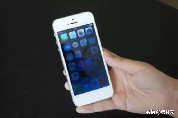 手机进水别慌5步教你正确处理,手机进水后没有声音怎么快速解决