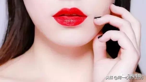 用一心告诉你，嘴唇干裂出血怎么办？