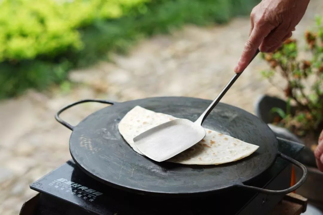 这个荣获浙江小吃冠军的小城已成网红打卡地，为了吃也值得来一趟