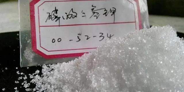 磷酸二氢钾加芸苔素硼肥的作用,磷酸二氢钾加芸苔素加硼肥能用吗