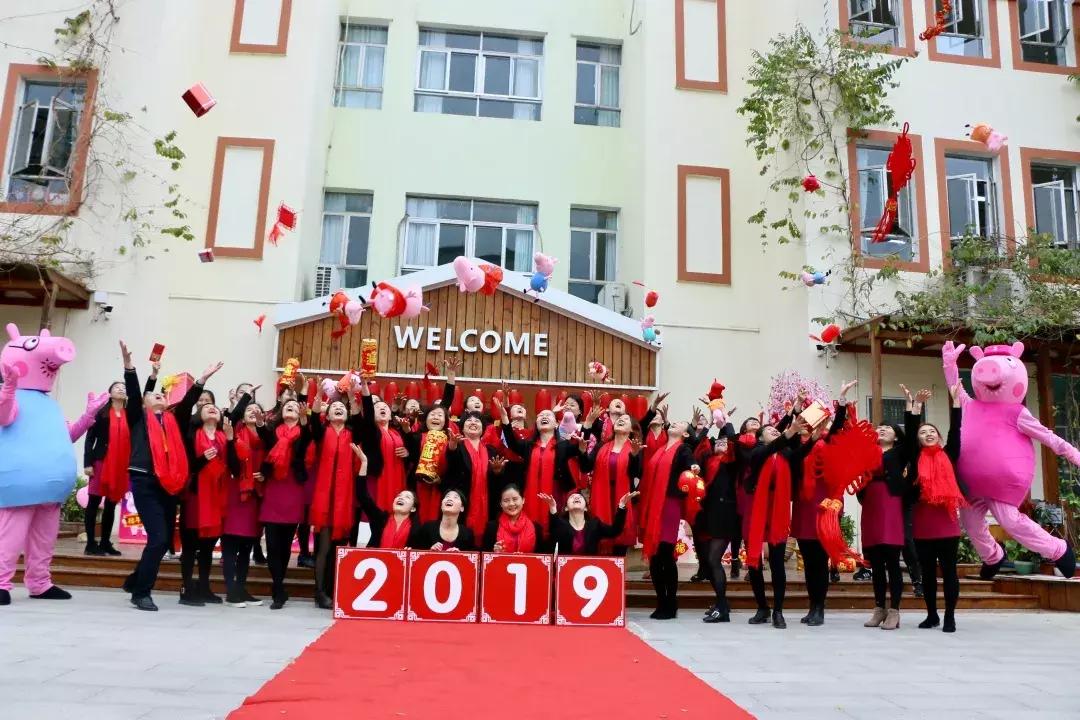 龙岗花式“开学”，各路“豪杰”助力，快来一探究竟吧～