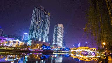 “蓉漂”新创意！成都串串和披萨擦出“爱的火花”