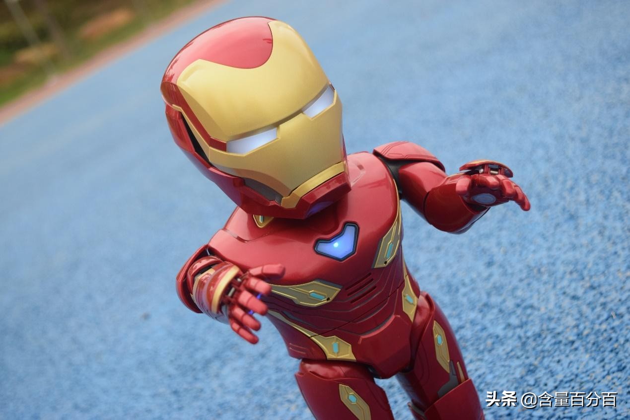钢铁侠可变形手办,钢铁侠mark50手办