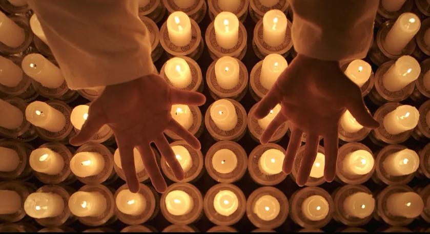 韩国版《双瞳》，六指神僧把妙龄少女当祭坛，韩国*教邪**有多么恐怖