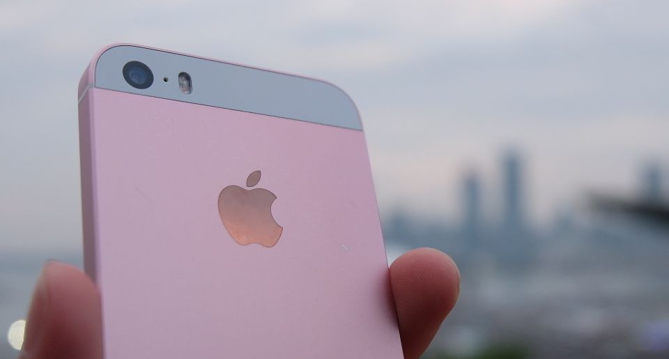 5年前的苹果手机还有用吗,老款iphonese深度评测