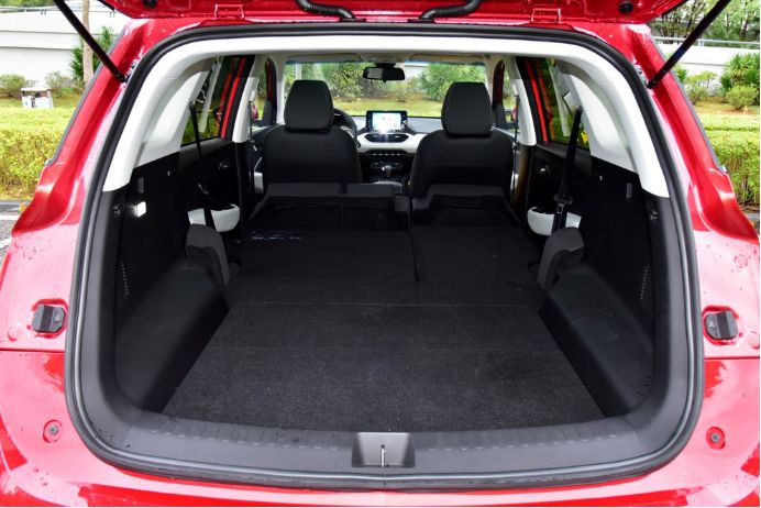 十万左右空间大性价比高的suv,十万以内suv性价比高空间大的车