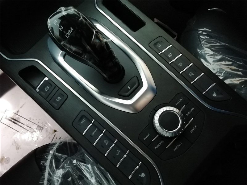 weyvv5裸车感受,又一台年轻人之车weyvv5