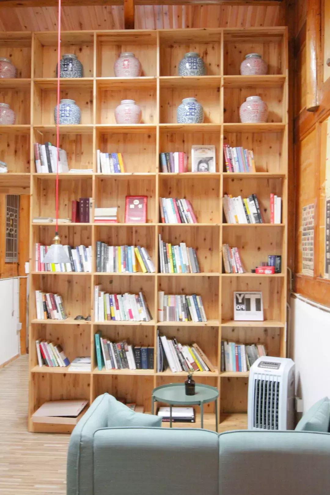 拒绝“人从众”！这个国庆必须到都江堰耍个“懒”，老街茶房、泥塑木作、古园书屋，快来享受你的小闲趣~