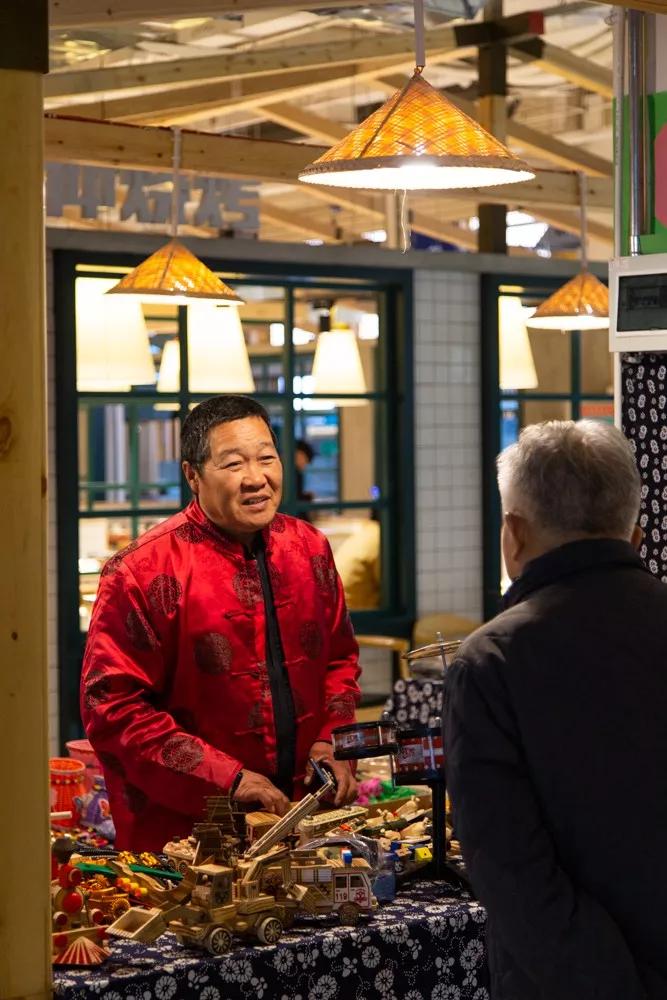 郑州超级鲜生春节不打烊,集“五福”领百万豪礼