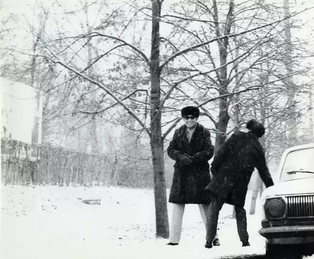 世人说我的爸爸是神，但他就是个普通人