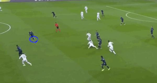 厄德高弧线传球,厄德高直塞集锦