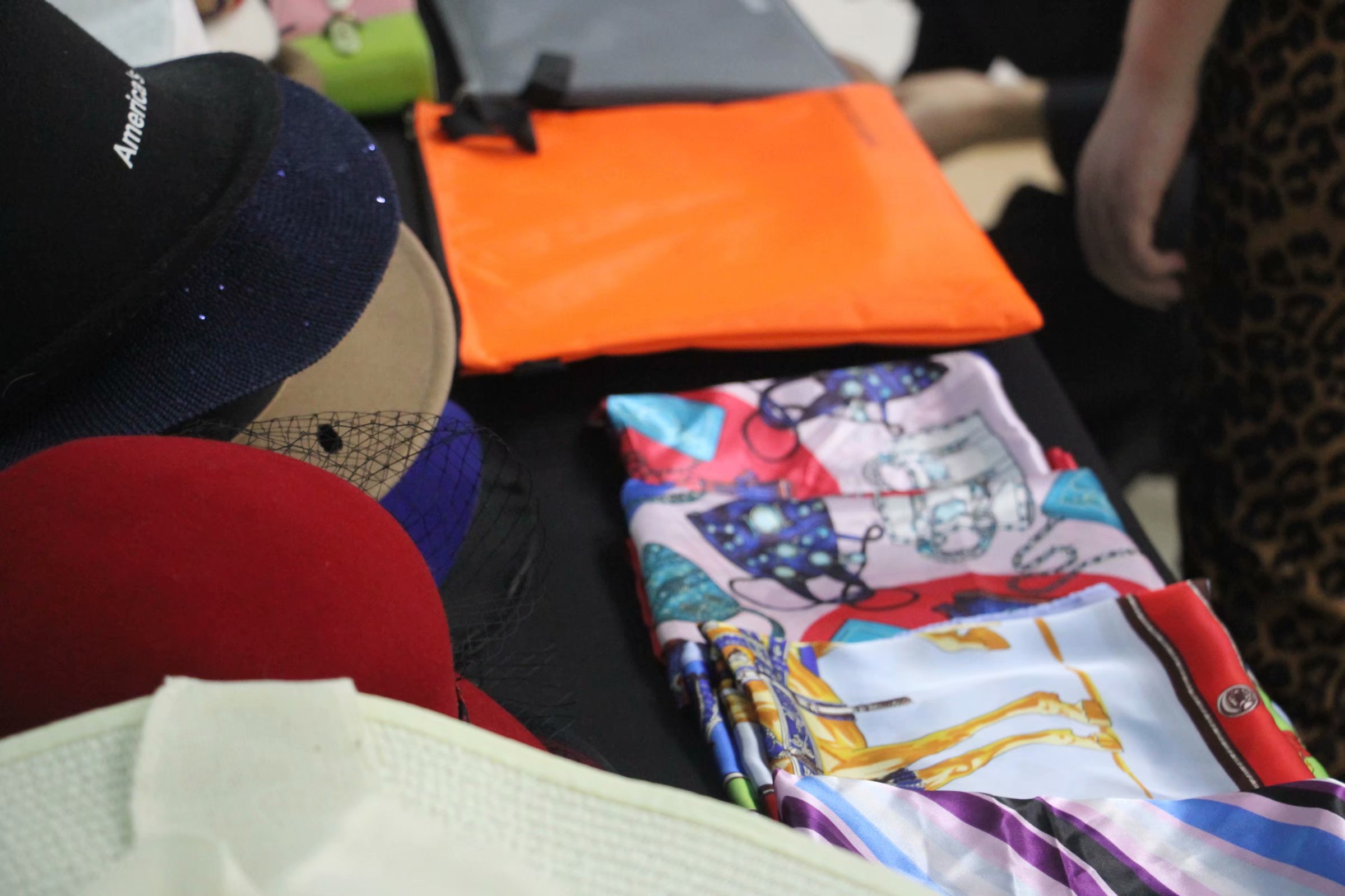 花木色彩和服装搭配,服装色彩搭配方法