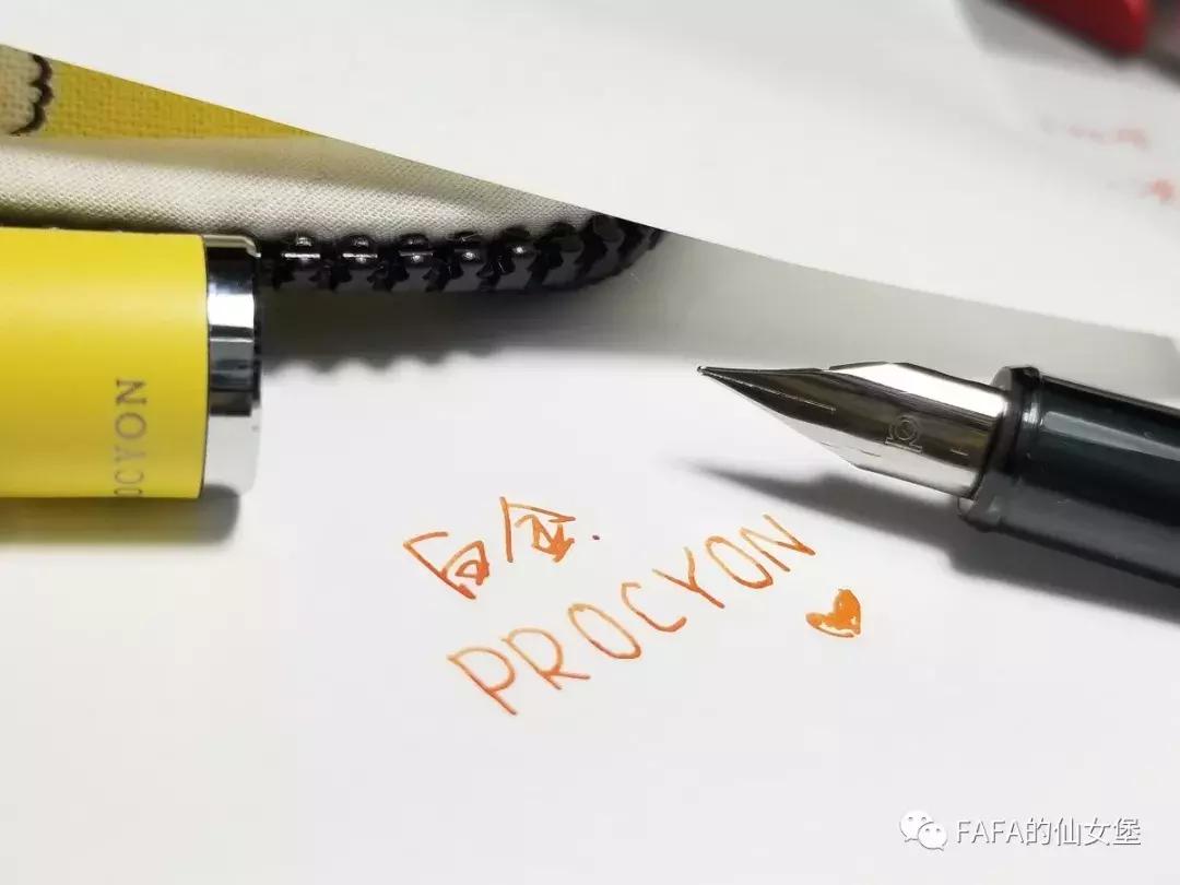 白金的笔好用吗,白金的钢笔