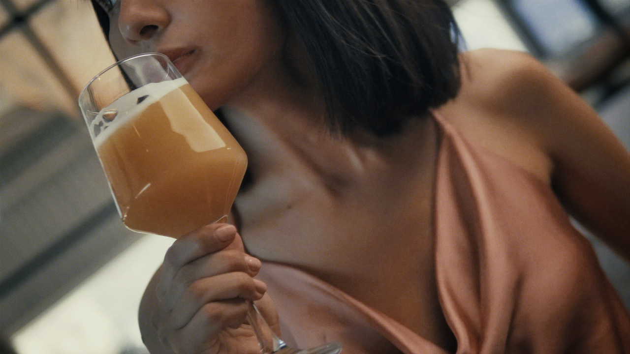 英国空姐事件,英国空姐被捕现场