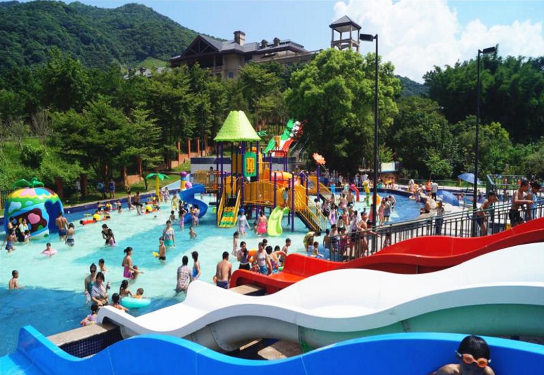 从化浪漫温泉主题乐园,从化环境十分雅致的温泉