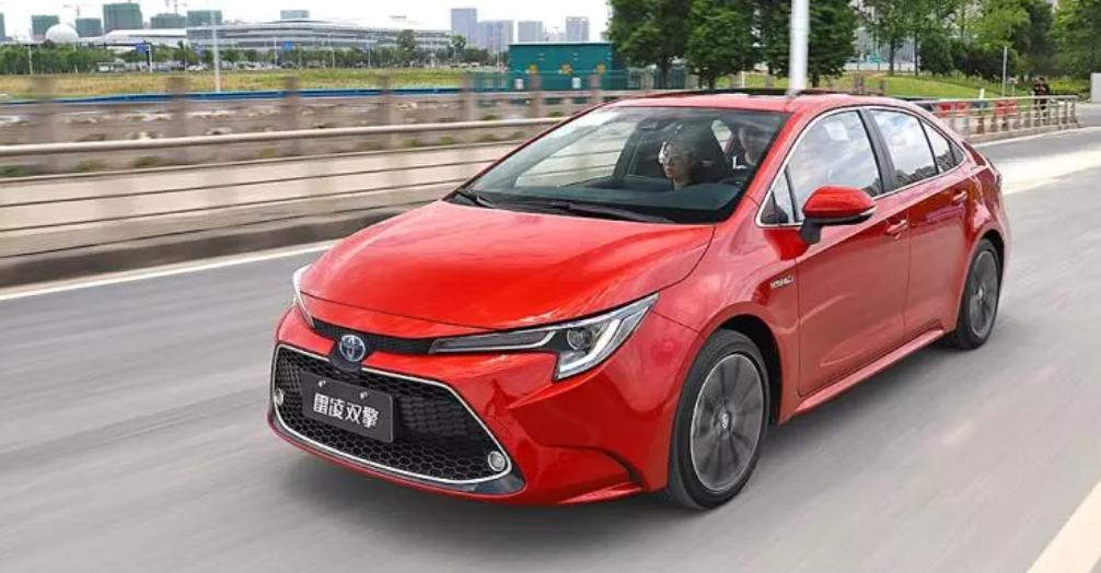 油耗3-4L，家用、跑滴滴都行，这3款轿车值得推荐